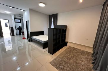 Twin Tower Residence