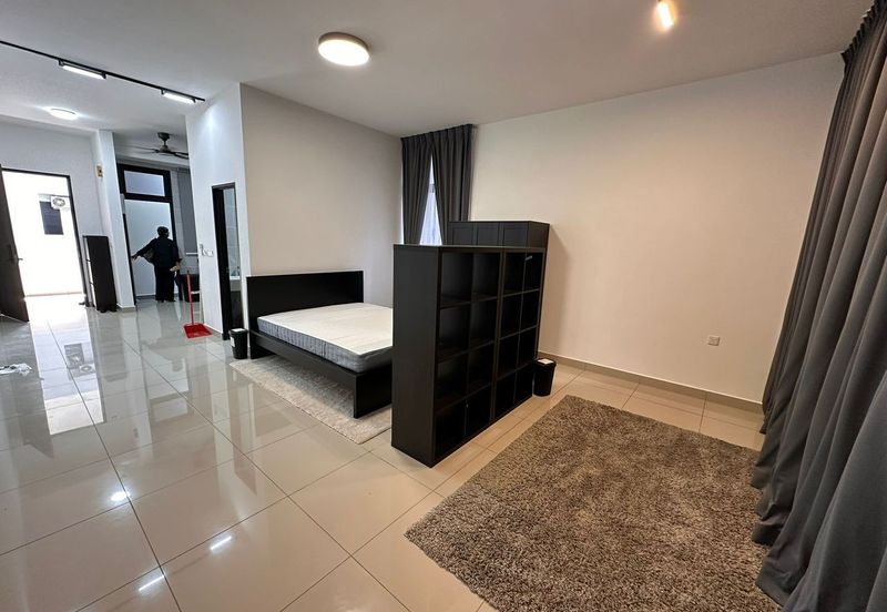 Twin Tower Residence