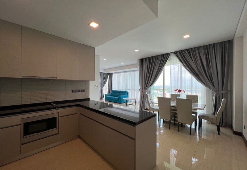 Puteri Cove Residences