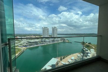 Puteri Cove Residences