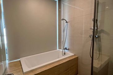 Puteri Cove Residences