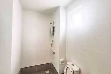 Seasons Luxury Apartments @ Amara Larkin