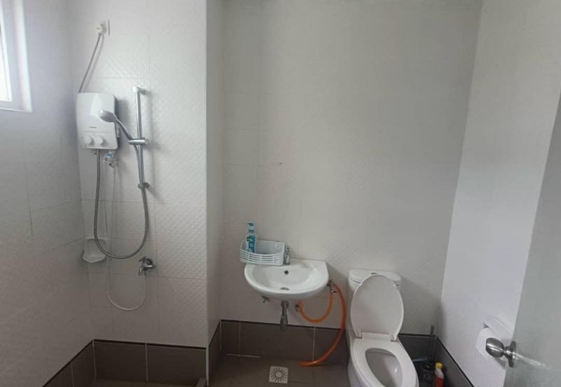 Seasons Luxury Apartments @ Amara Larkin