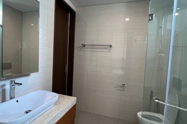 Puteri Cove Residences