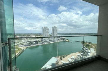 Puteri Cove Residences