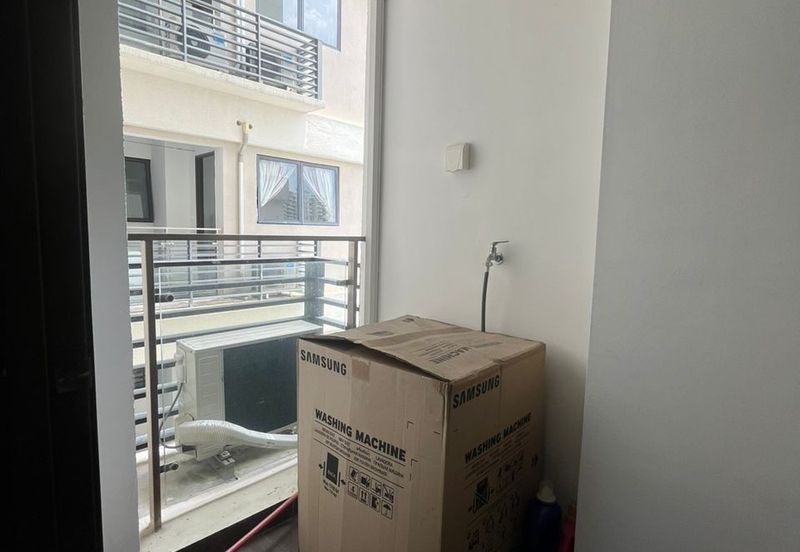 Bay Laurel @ Country Garden Danga Bay