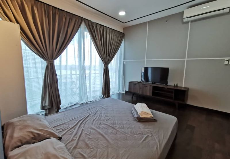 Almas @ Puteri Harbour