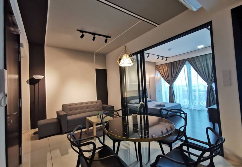 Almas @ Puteri Harbour