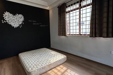 Jalan Mewah Ria 4/10