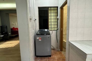 Jalan Mewah Ria 4/10