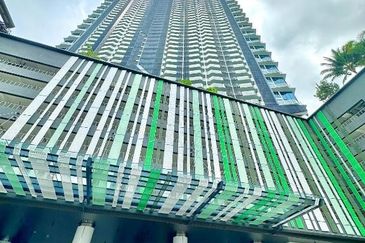 Almas Suites @ Puteri Harbour