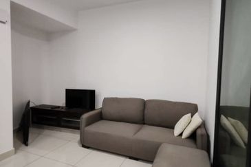 Almas Suites @ Puteri Harbour