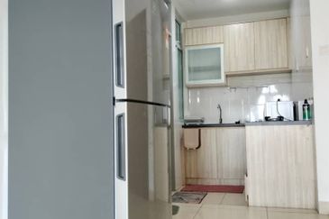 Golden Sands Seaview Residence