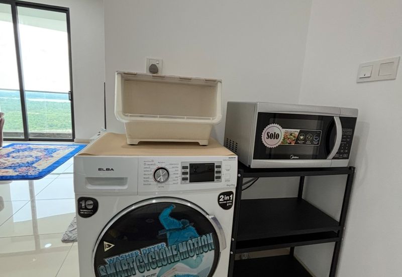 The M @ Medini Macrolink