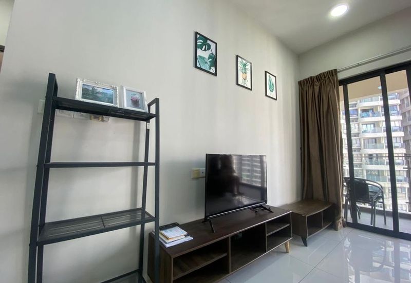 Baypoint @ Country Garden Danga Bay