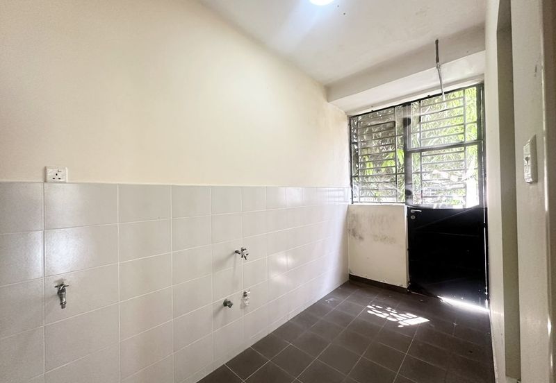 Jalan Nusa Idaman 8, Taman Nusa Idaman