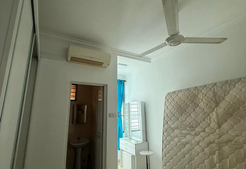 Sri Samudera Seaview Residence Suites
