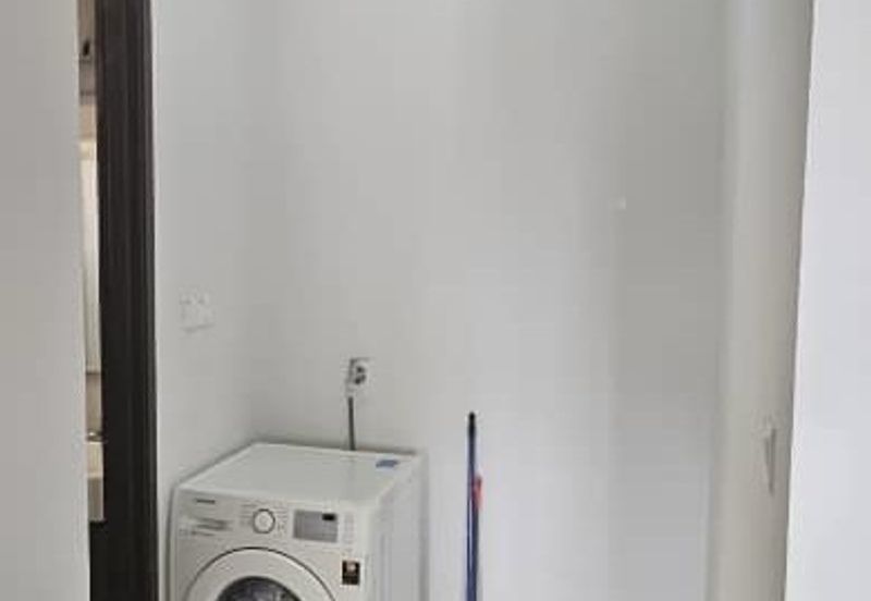 Baypoint @ Country Garden Danga Bay