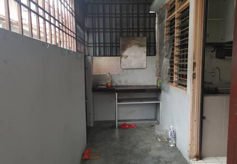 Jalan Pulai Perdana 10/3