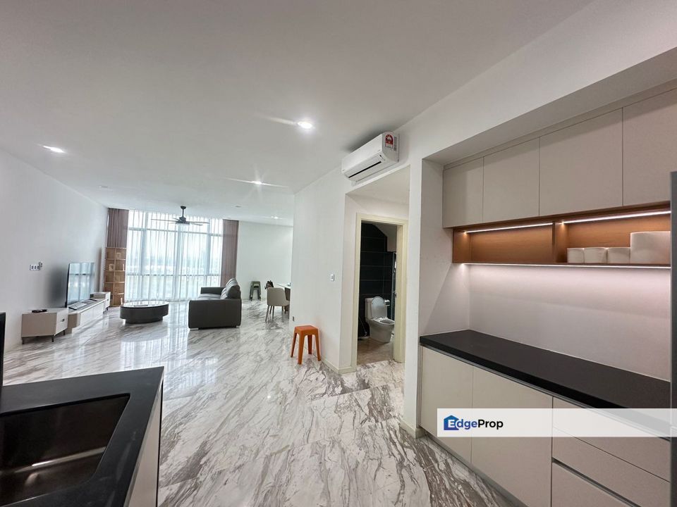 Impiana East Ledang penthouse unit for rent, Johor, 