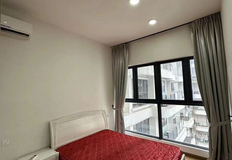 Baypoint @ Country Garden Danga Bay