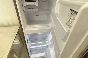 Baypoint @ Country Garden Danga Bay