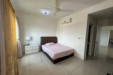 Ujana Executive Apartment