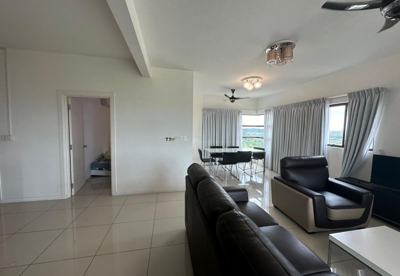 Ujana Executive Apartment