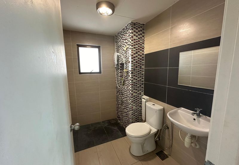 Ujana Executive Apartment