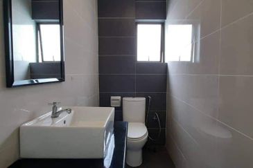 Ujana Executive Apartment