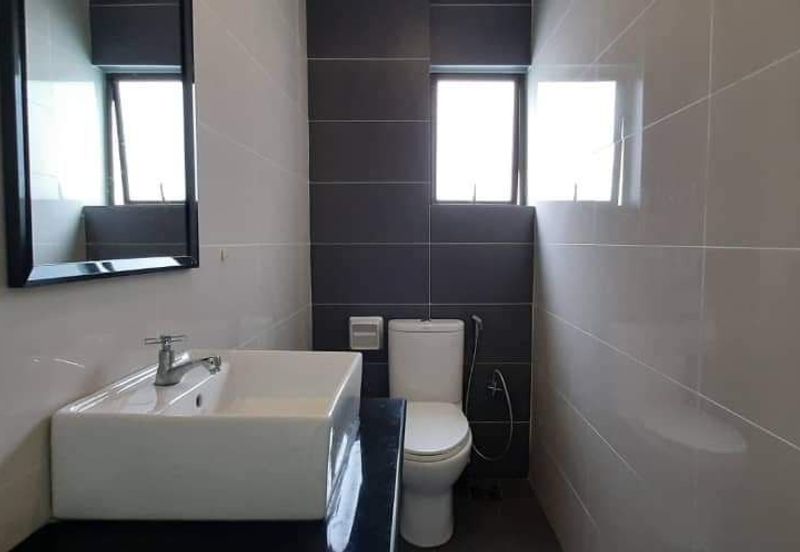 Ujana Executive Apartment