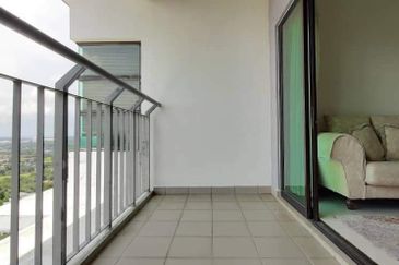 Ujana Executive Apartment