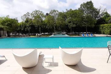 Ujana Executive Apartment