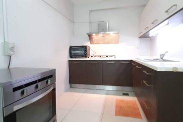 Ujana Executive Apartment