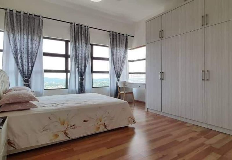 Ujana Executive Apartment