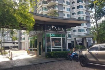 Ujana Executive Apartment