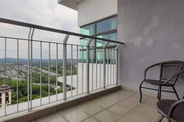 Ujana Executive Apartment