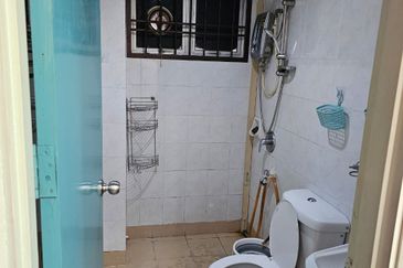 Prima Regency (Dorchester Court)