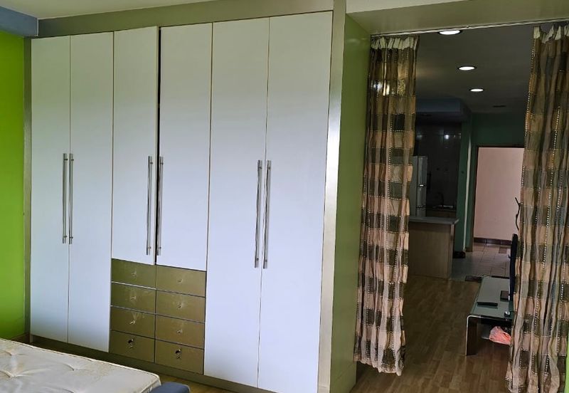 Prima Regency (Dorchester Court)