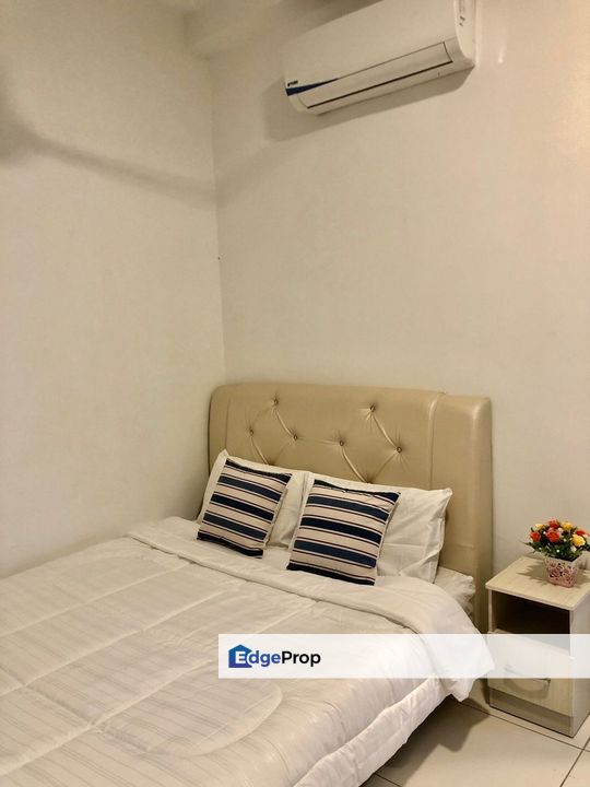 Sky View high floor unit for sale, Johor, Bukit Indah