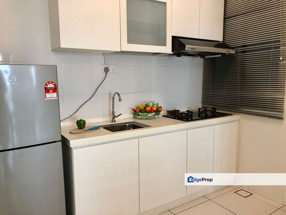 Sky View high floor unit for sale, Johor, Bukit Indah