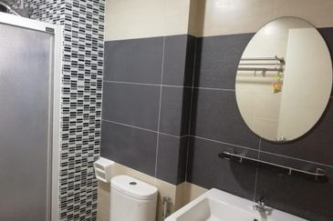 Ujana Executive Apartment