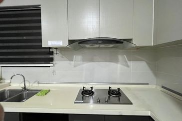 Baypoint @ Country Garden Danga Bay