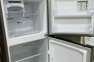 Baypoint @ Country Garden Danga Bay