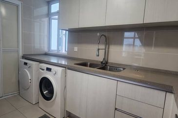 Paradiso Nuova Medini