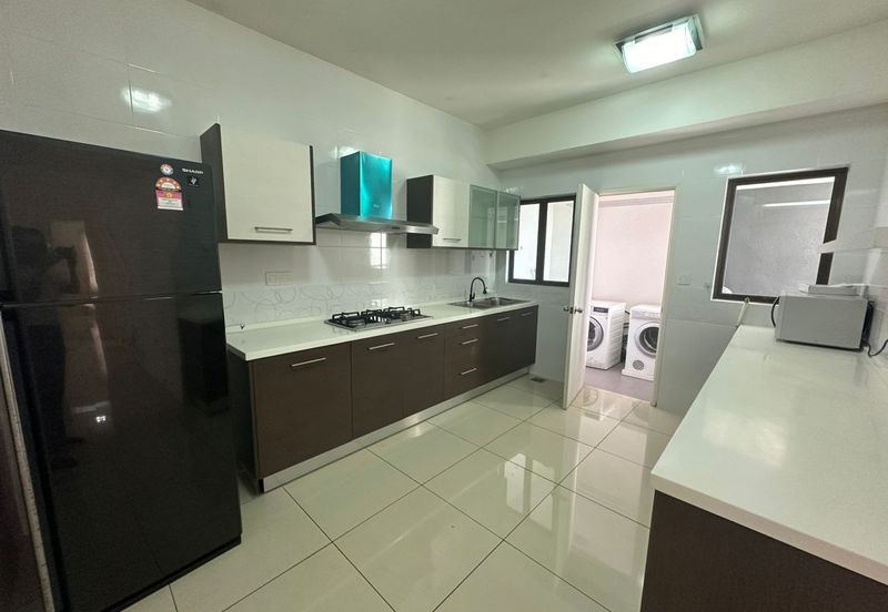 Ujana Executive Apartment
