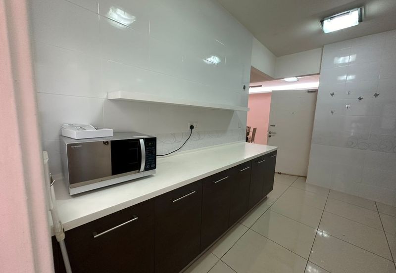 Ujana Executive Apartment