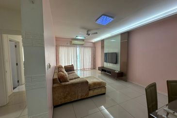 Ujana Executive Apartment