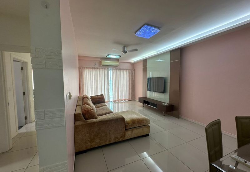 Ujana Executive Apartment