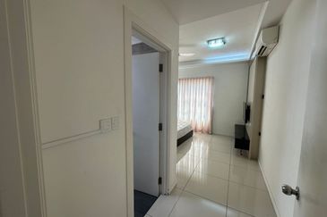Ujana Executive Apartment